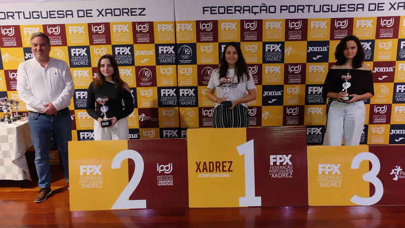 Inês Silva é vice-campeã nacional feminina de xadrez rápido e semirrápido